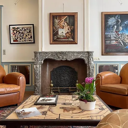 D'art Couette-café 4*