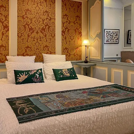 Couette-café D'art Dax